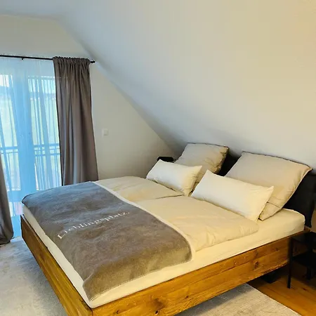 1 An Der Historischen Bahnlinie