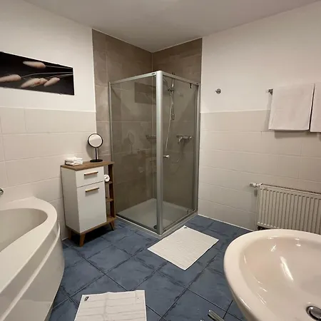 아파트 1 An Der Historischen Bahnlinie Leutkirch im Allgäu